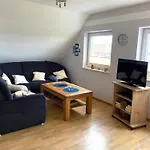 Haus Achtern Diek - *
