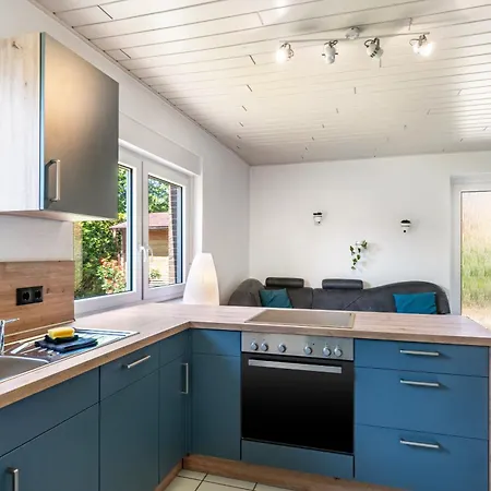 Haus Achtern Diek - *
