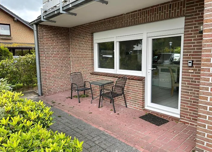 Haus Achtern Diek - *